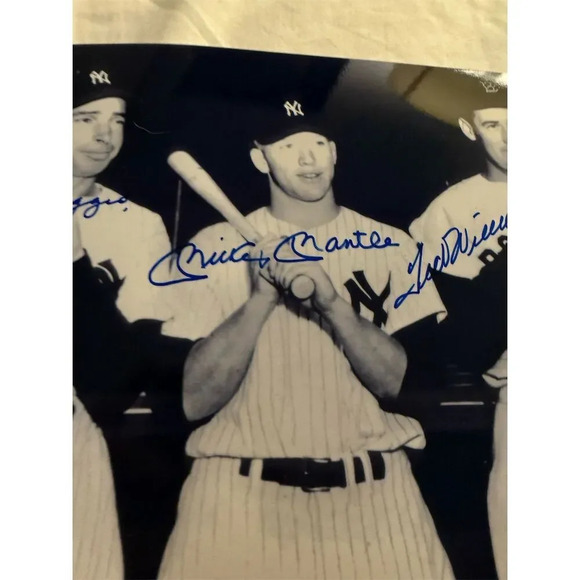 Mickey Mantle, Joe DiMaggio & Ted Williams Signed Photo Yankees/Red Sox - Picture 3 of 4